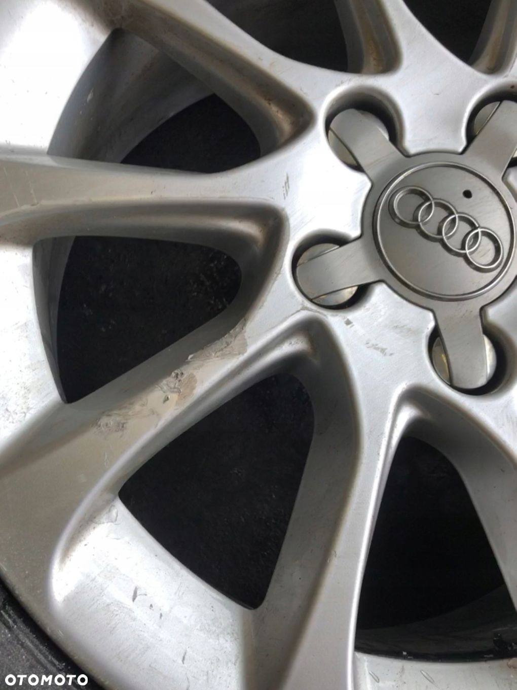 FELGI KOŁA AUDI 6.5Jx16H2 ET 46 8V0601025BM 5x112 - 3