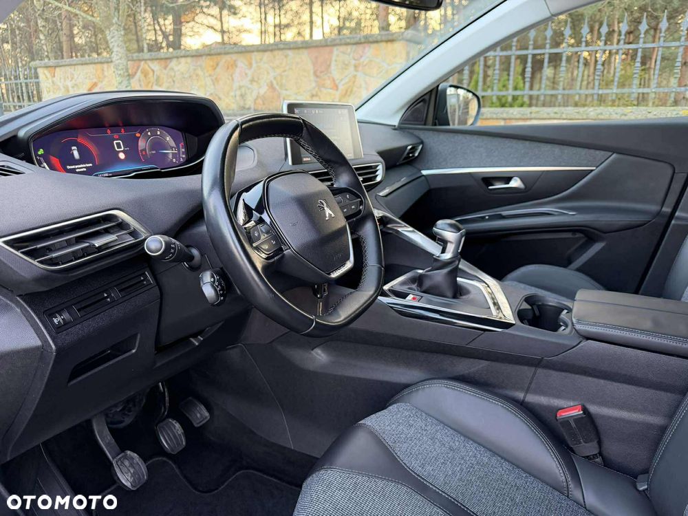 Peugeot 3008 1.6 BlueHDi Allure S&S - 23