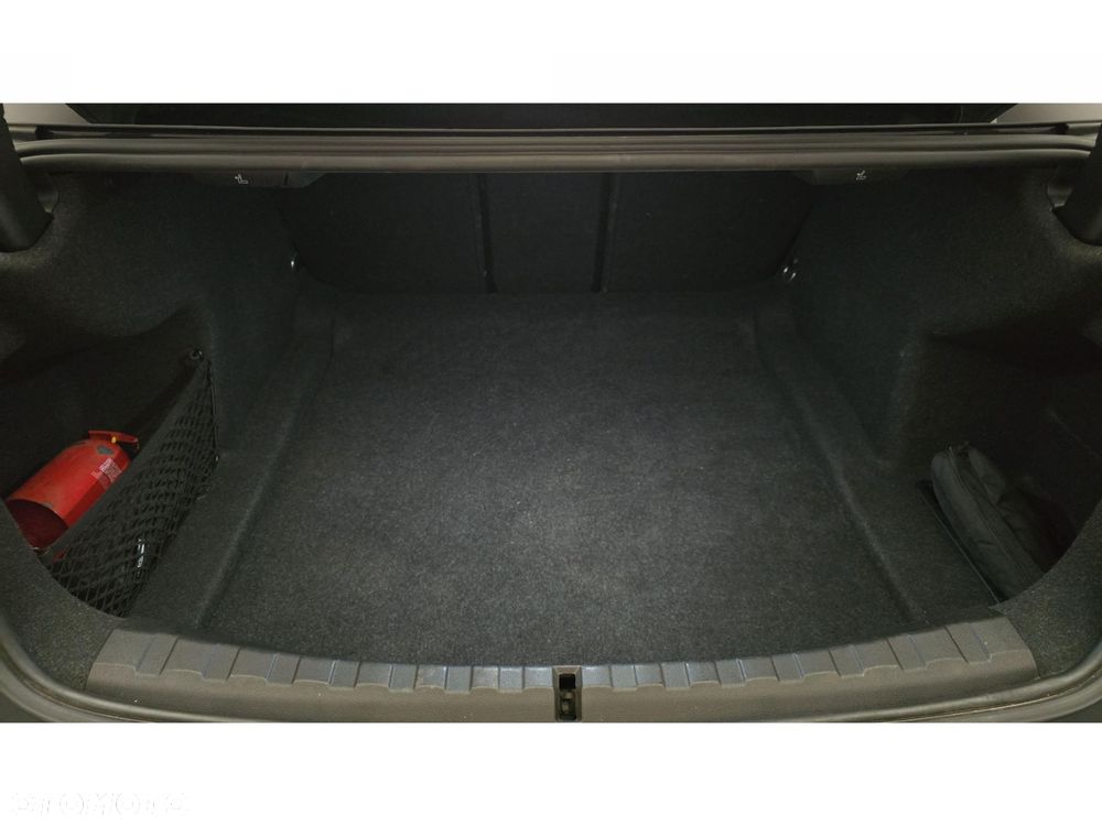 BMW Seria 3 - 29