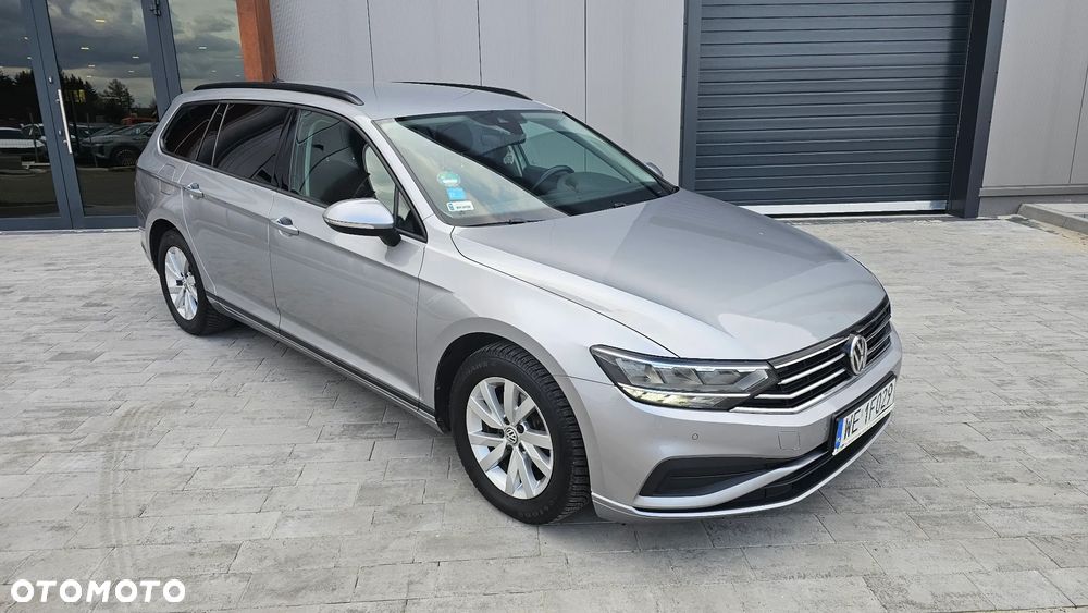 Volkswagen Passat 2.0 TDI EVO Essence DSG - 4