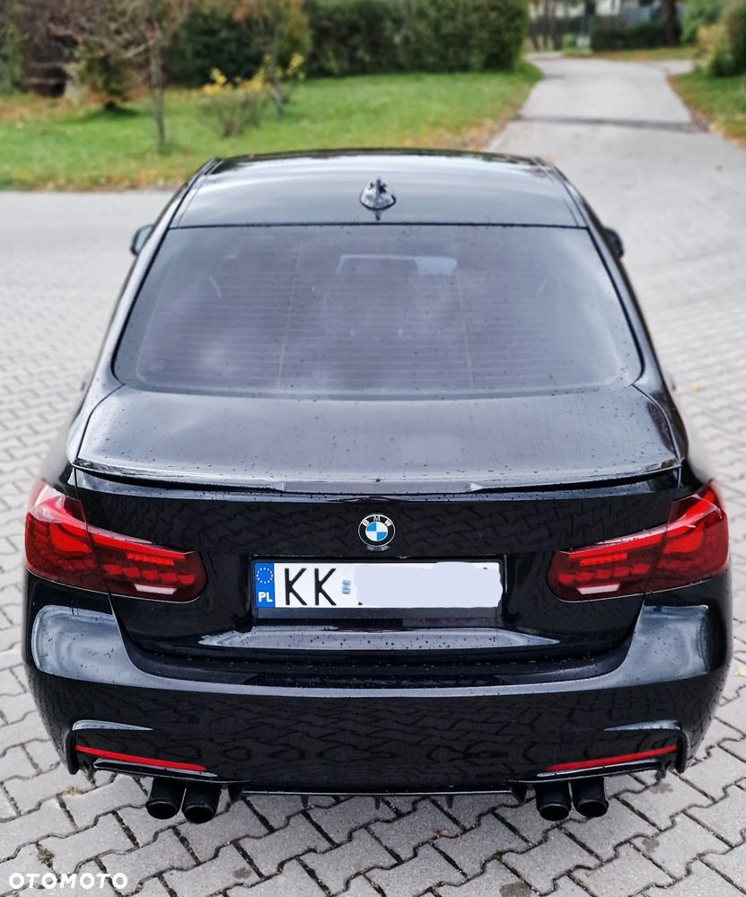 BMW Seria 3 330i M Sport Shadow - 5