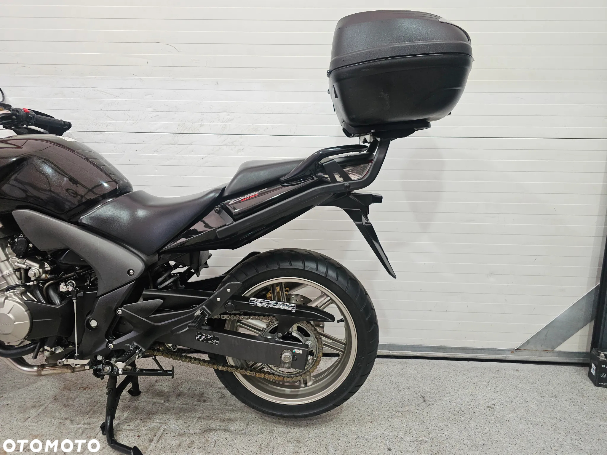 Honda CBF - 10