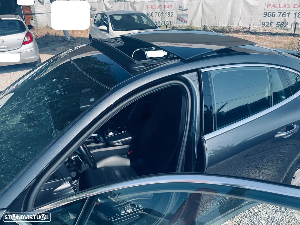 Porsche Panamera 4 E-Hybrid Platinum Edition - 30