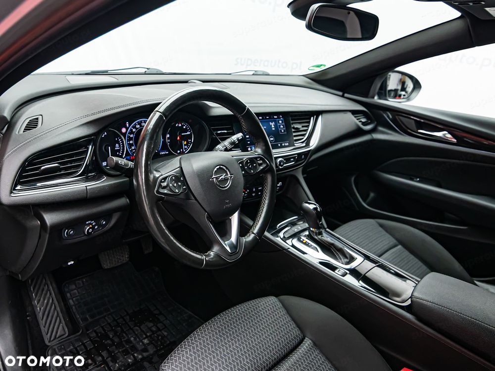 Opel Insignia 2022