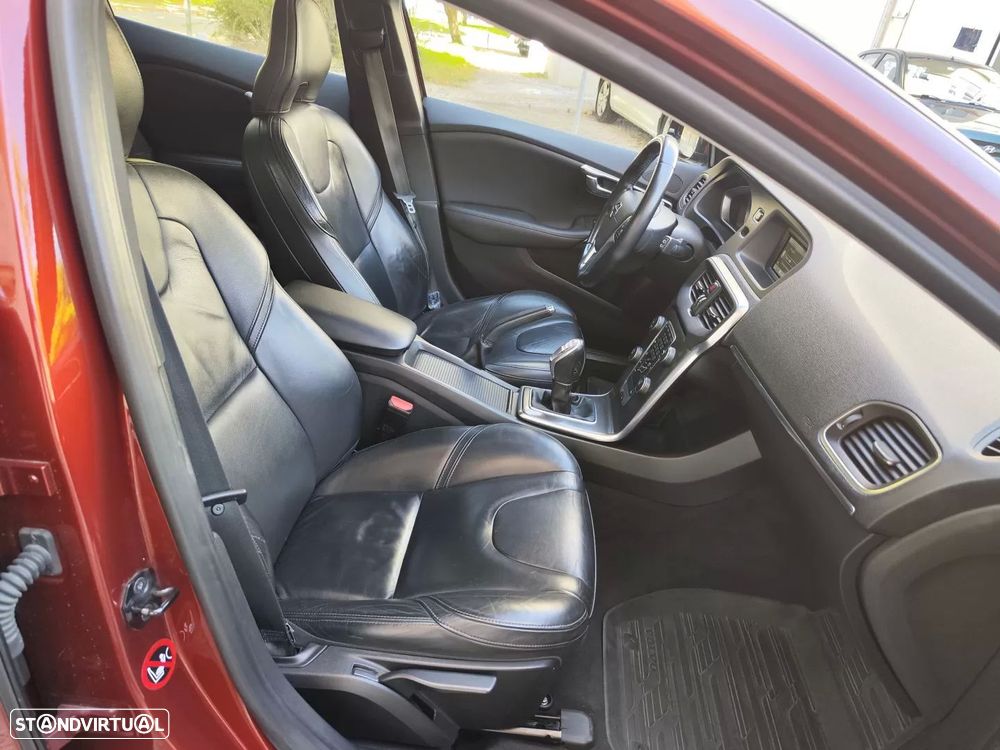 Volvo V40 1.6 D2 Eco Kinetic - 13