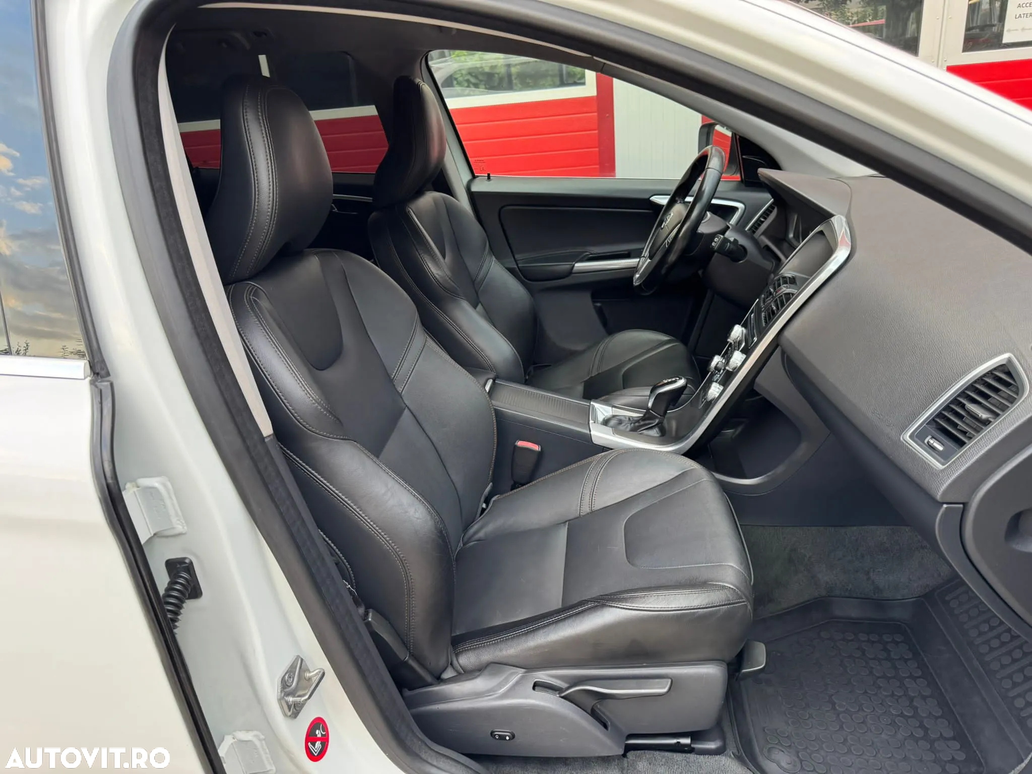 Volvo XC 60 D4 VEA Start-Stop Ocean Race - 6