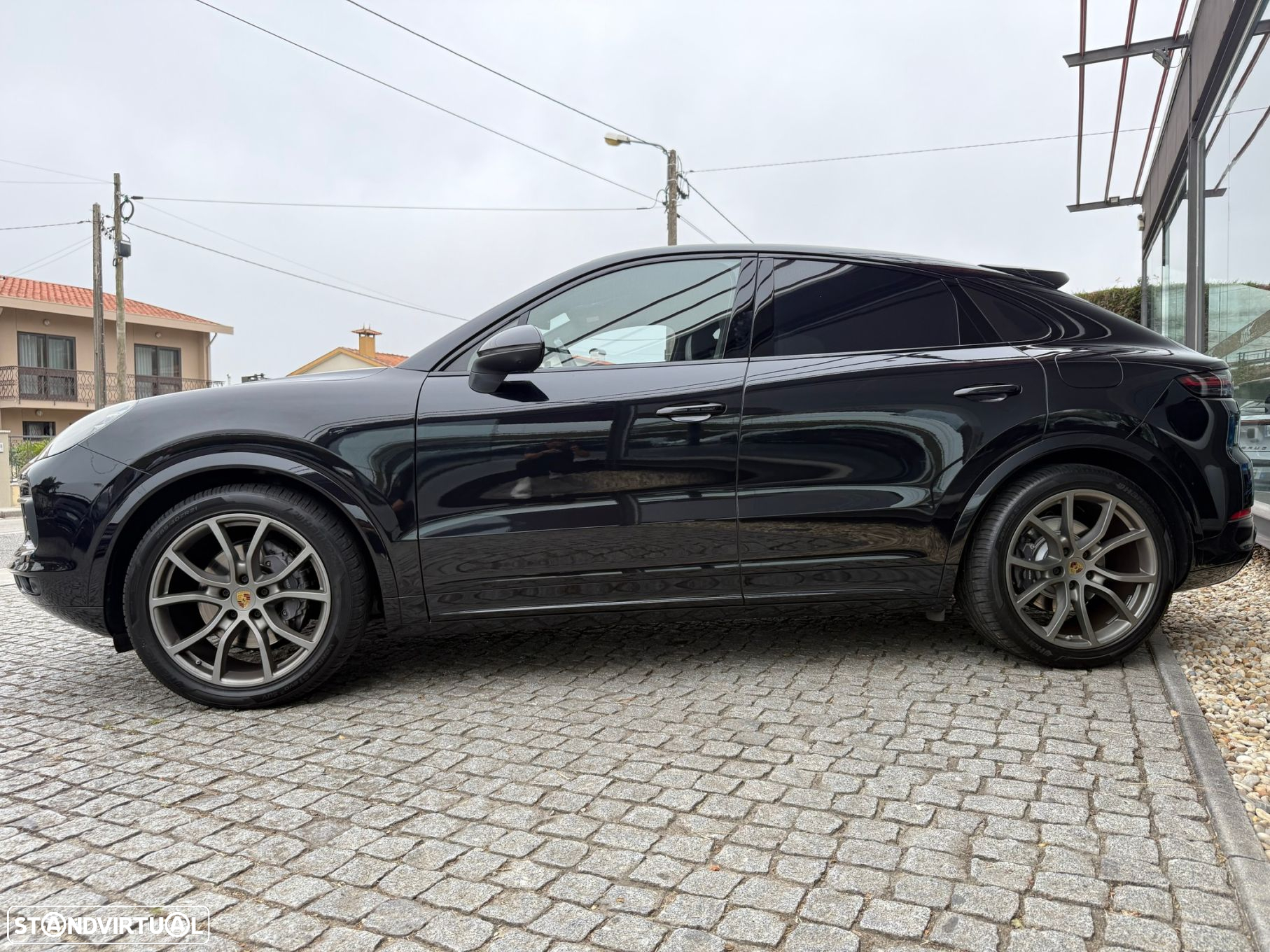 Porsche Cayenne Coupé E-Hybrid - 6