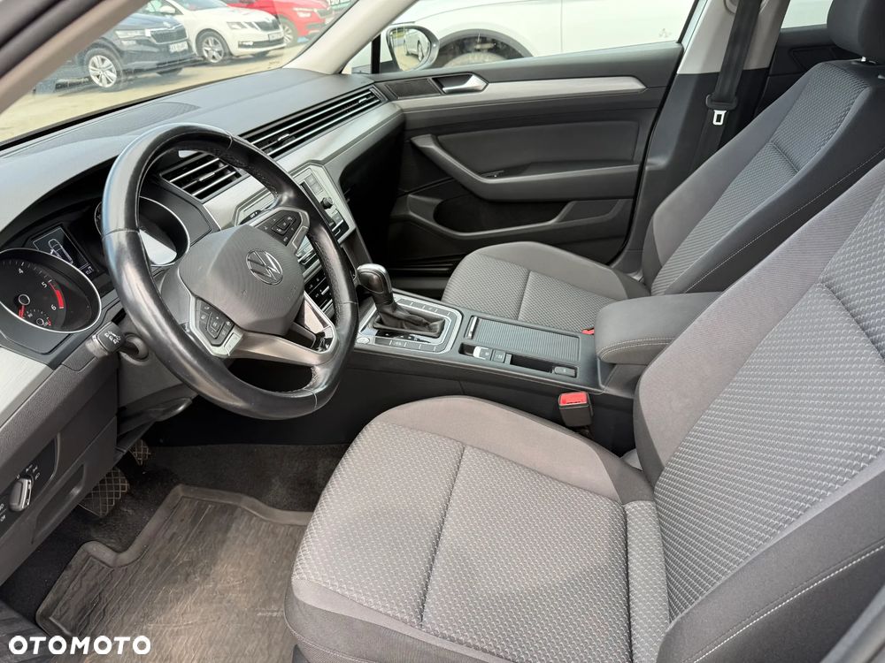 Volkswagen Passat 2.0 TDI EVO Business DSG - 7
