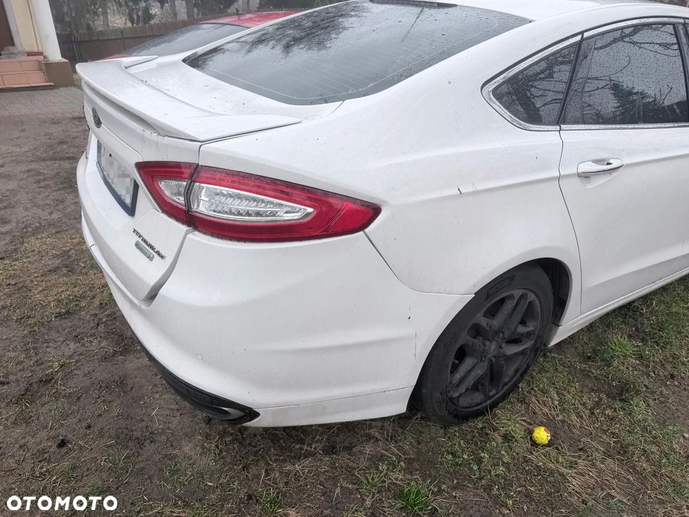 Ford Fusion 2.0 EcoBoost Titanium - 8