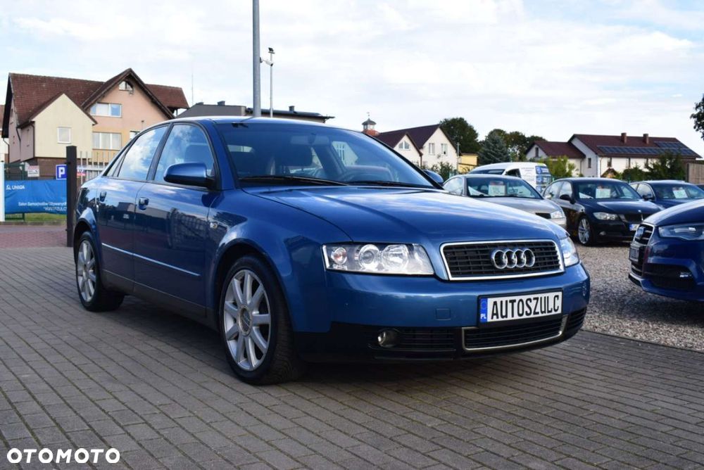 Audi A4 Limousine