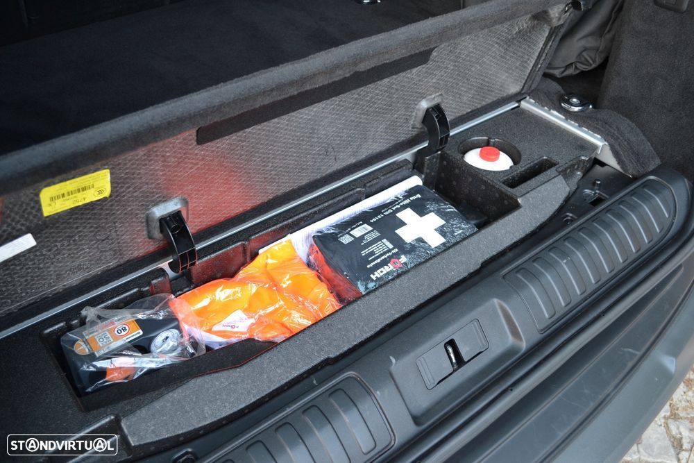 Land Rover Range Rover Sport 2.0 Si4 PHEV SE - 31