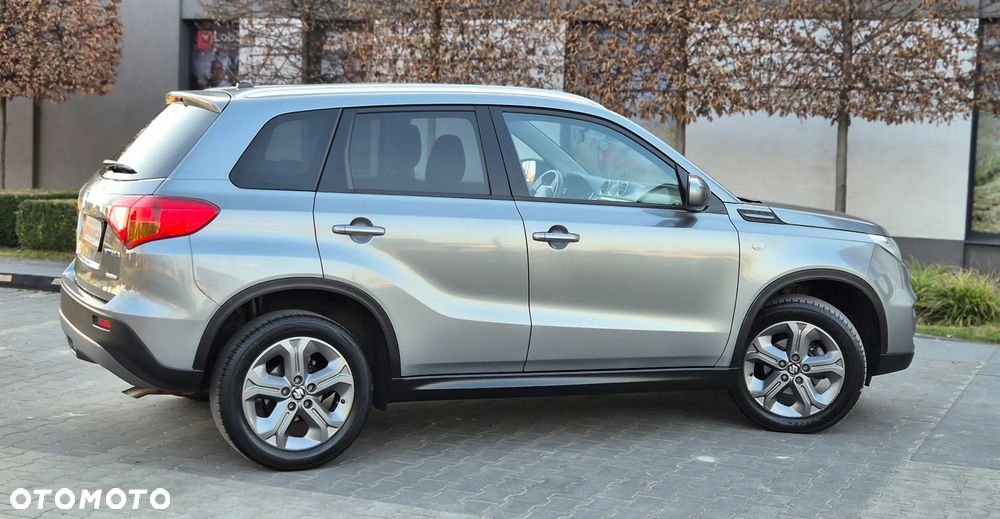 Suzuki Vitara 1.6 DDiS (4x4) Allgrip Comfort - 34