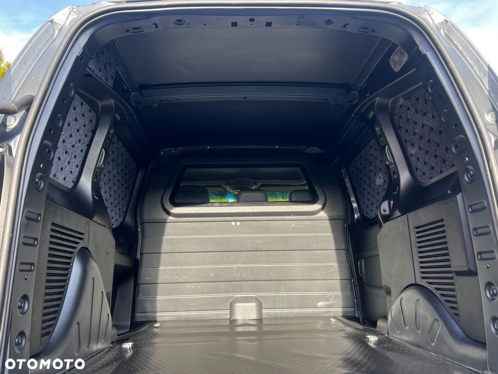 Peugeot Partner - 37