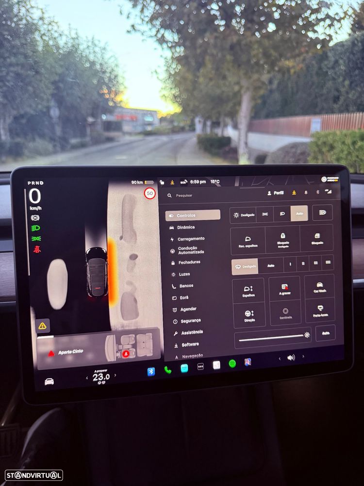 Tesla Model Y Long Range Dual Motor AWD - 16