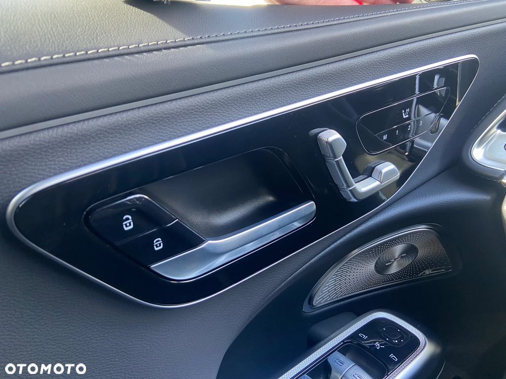 Mercedes-Benz Klasa E 200 4-Matic AMG - 20