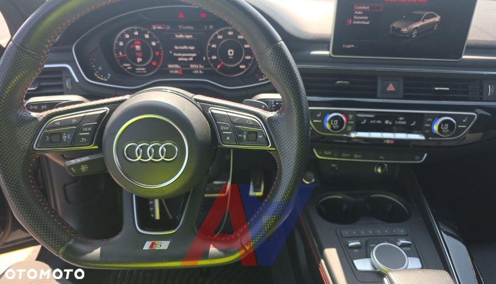 Audi A4 Limousine - 8
