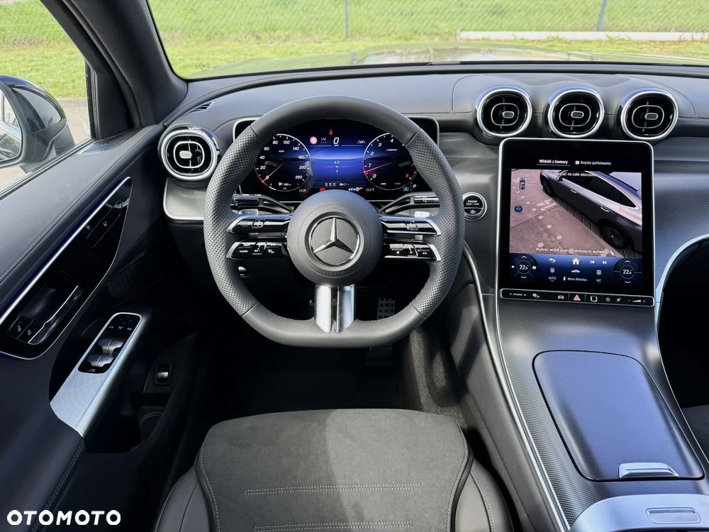 Mercedes-Benz GLC - 14