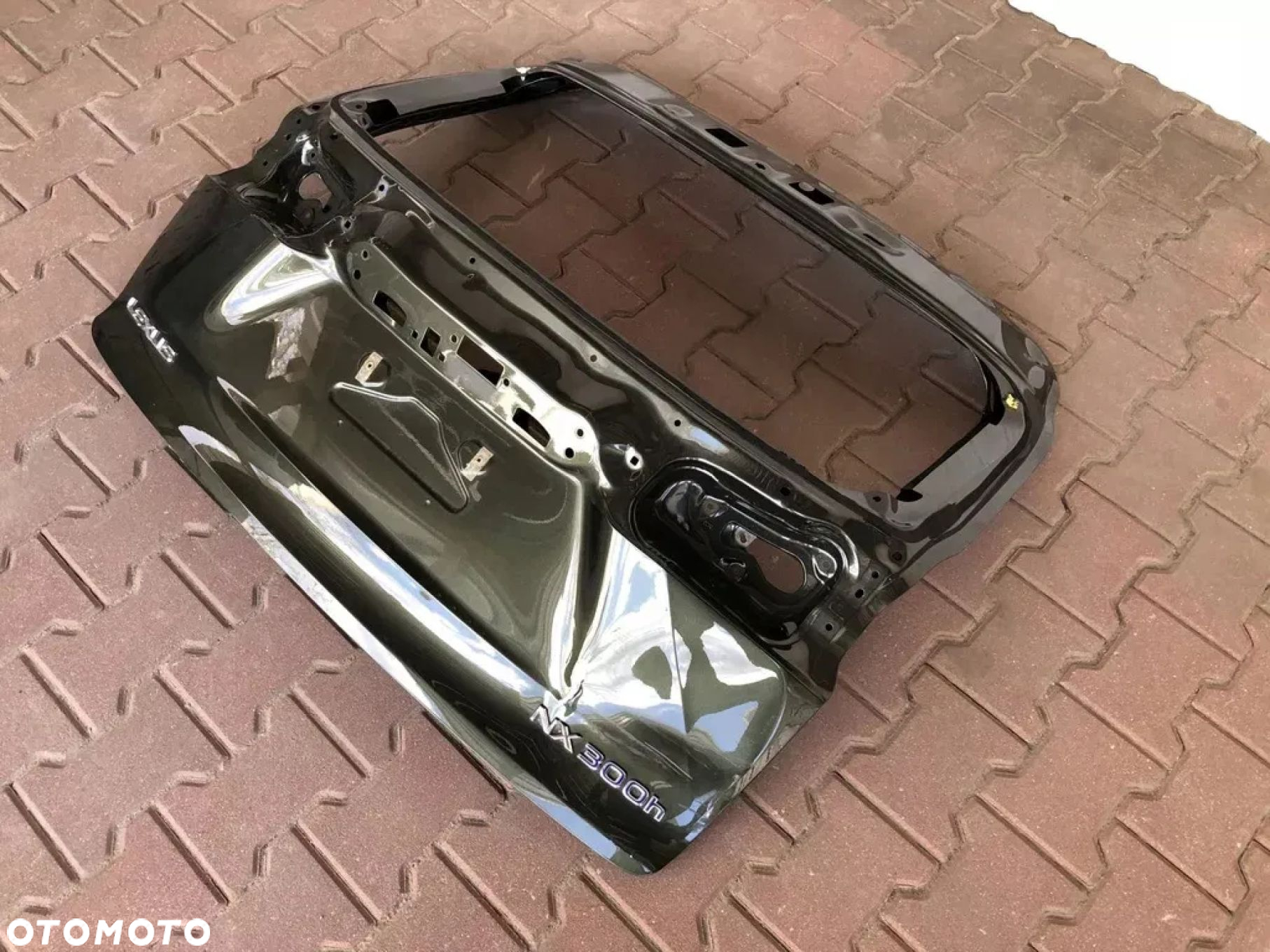 LEXUS NX 2014-2021 KLAPA BAGAŻNIKA TYLNA TYŁ POKRYWA EMBLEMAT ZNACZEK NAPIS NX30 - 7