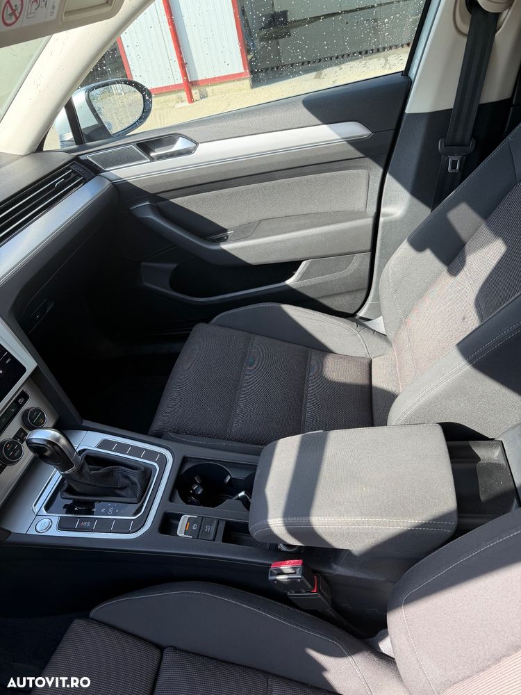 Volkswagen Passat 2.0 TDI DSG Comfortline - 7