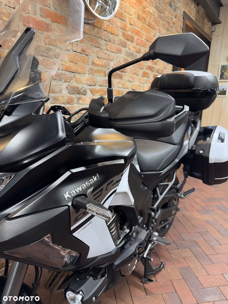 Kawasaki Versys 1000 - 10