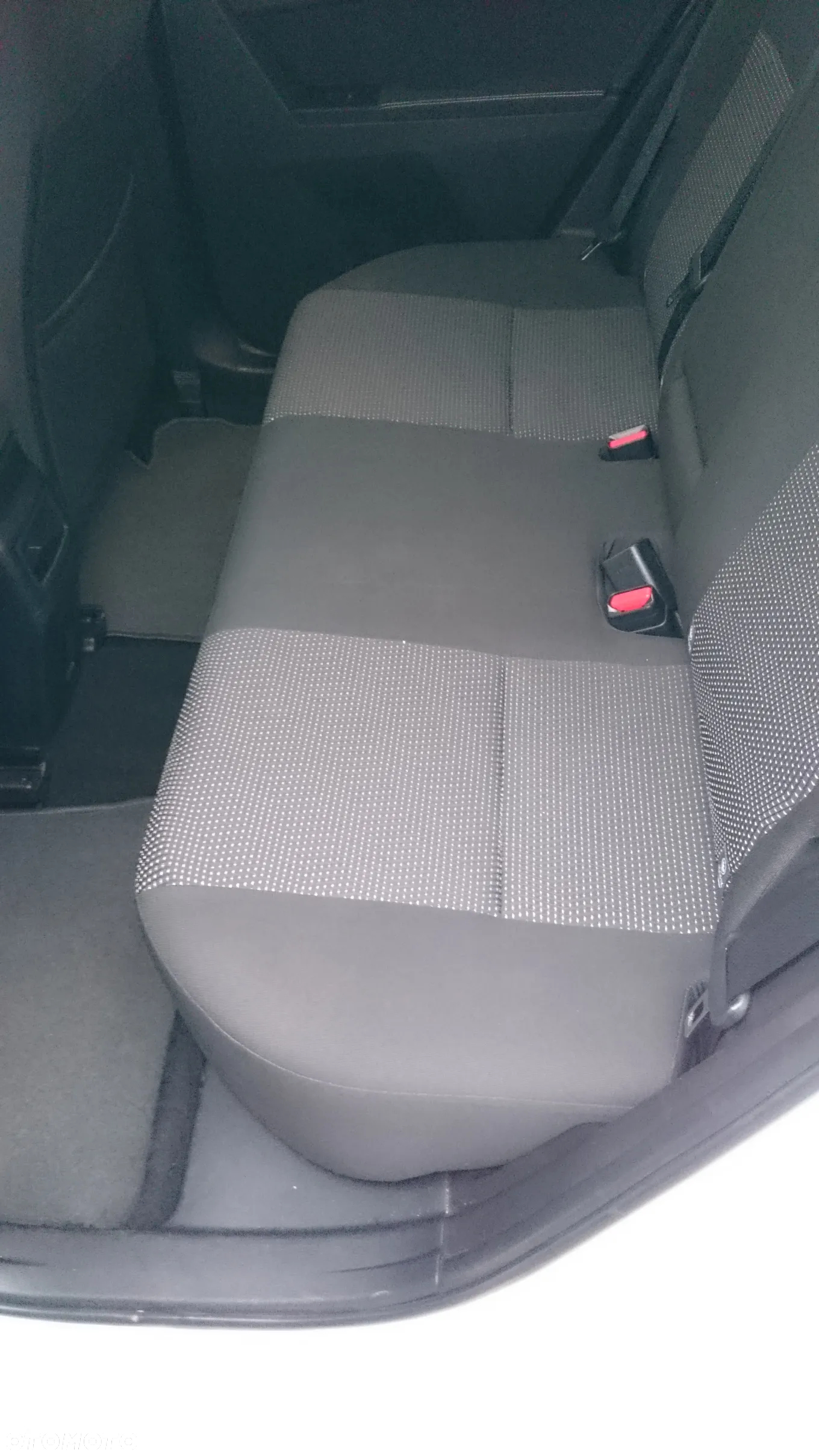 Toyota Auris 1.6 Prestige - 12