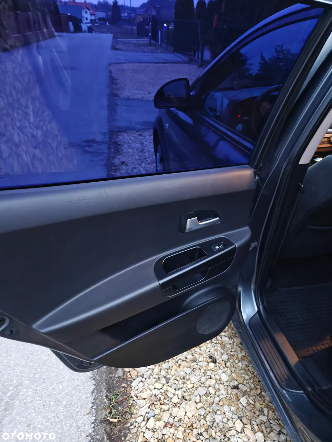 Kia Ceed - 14