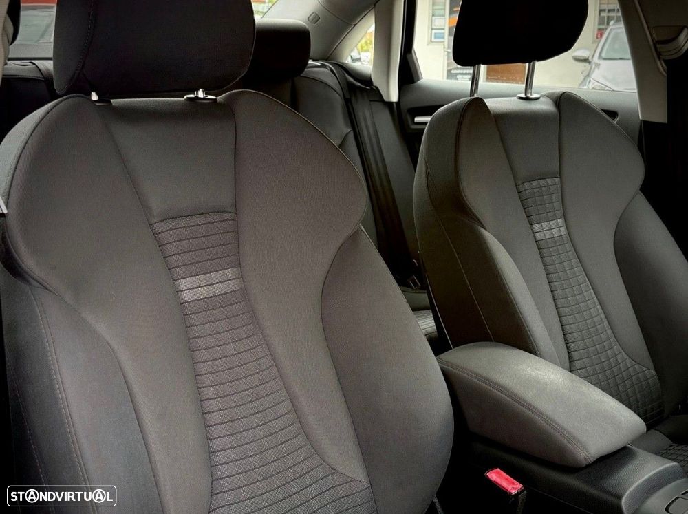 Audi A3 Limousine 1.6 TDI Sport S tronic - 8