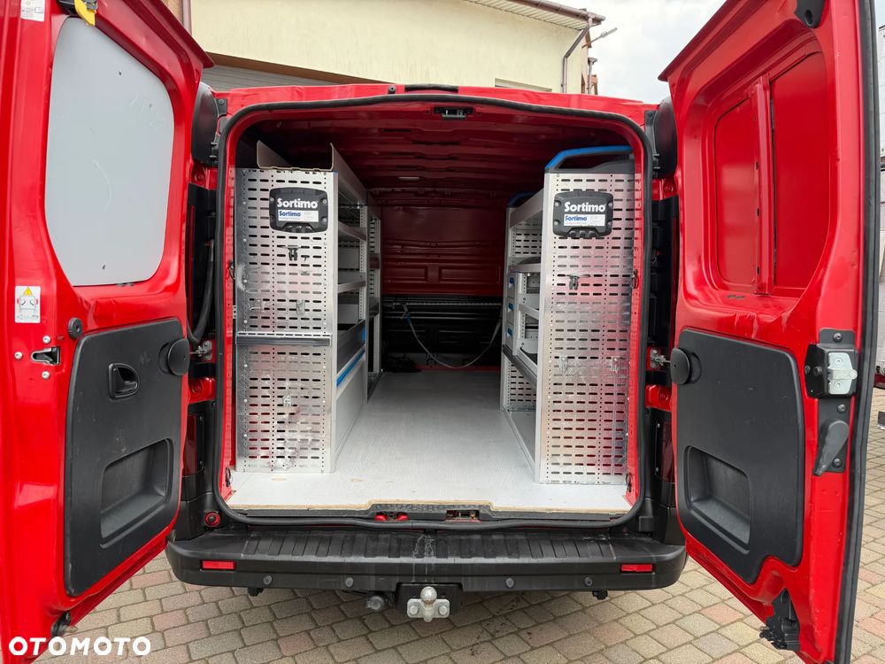 Renault Trafic L2H1 Warsztat - 22