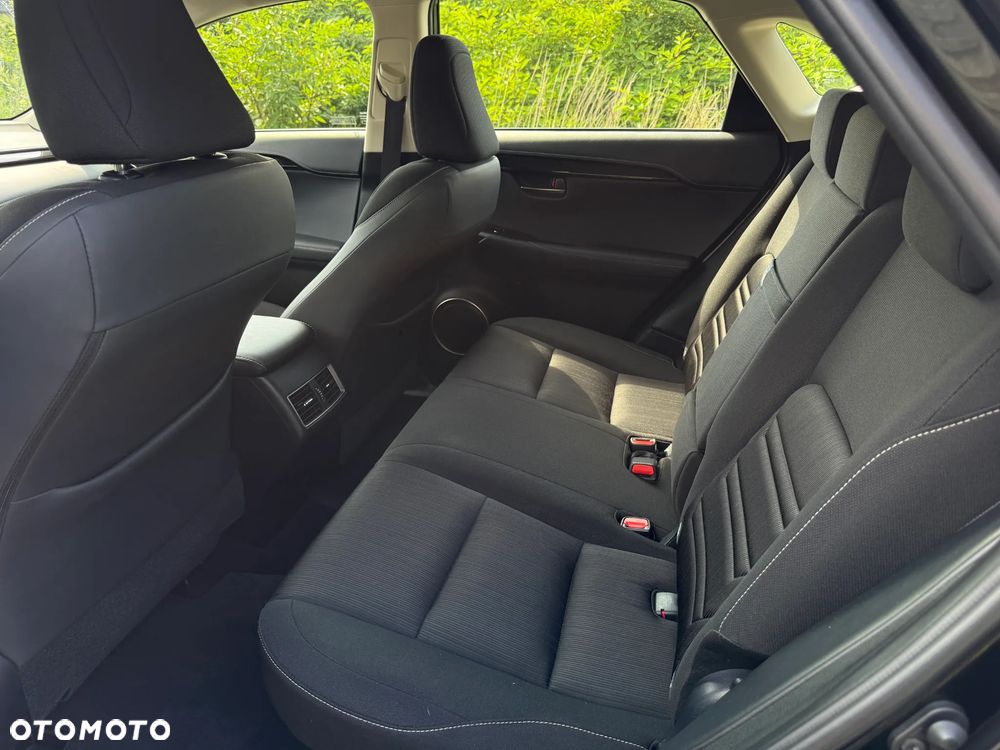 Lexus NX 300h Elegance AWD - 7