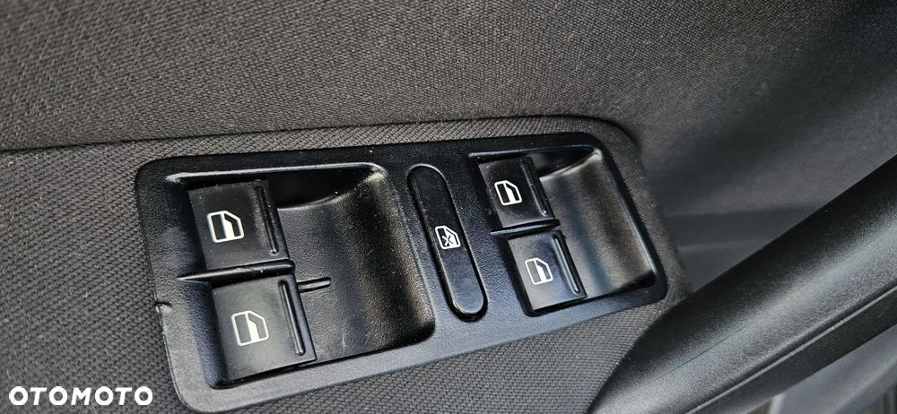 Volkswagen Polo - 17