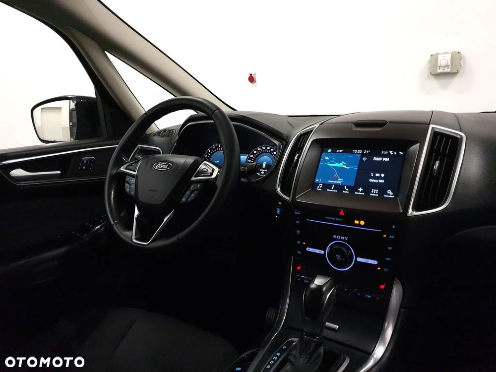 Ford S-Max 2.0 TDCi Titanium PowerShift - 39
