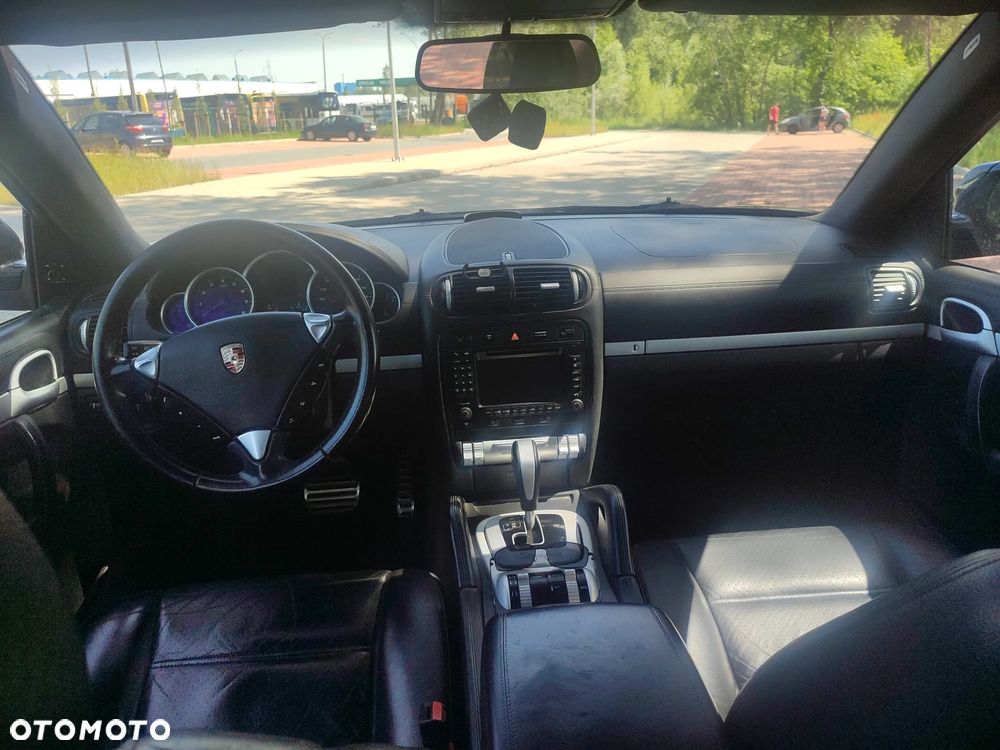 Porsche Cayenne S Tiptronic - 3