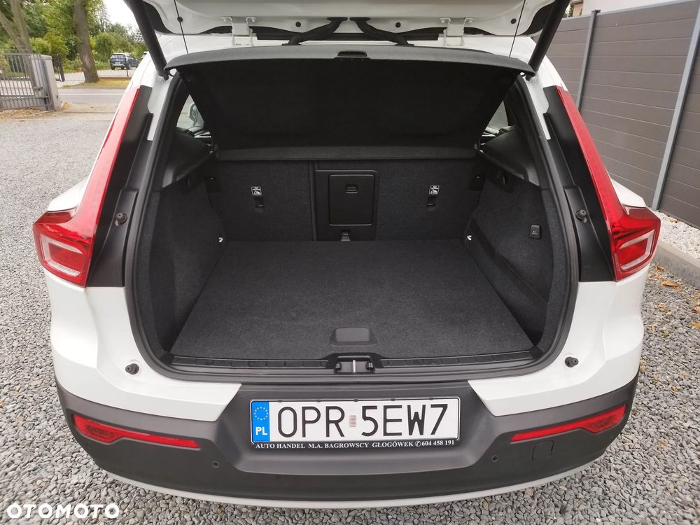 Volvo XC 40 T3 Momentum - 27