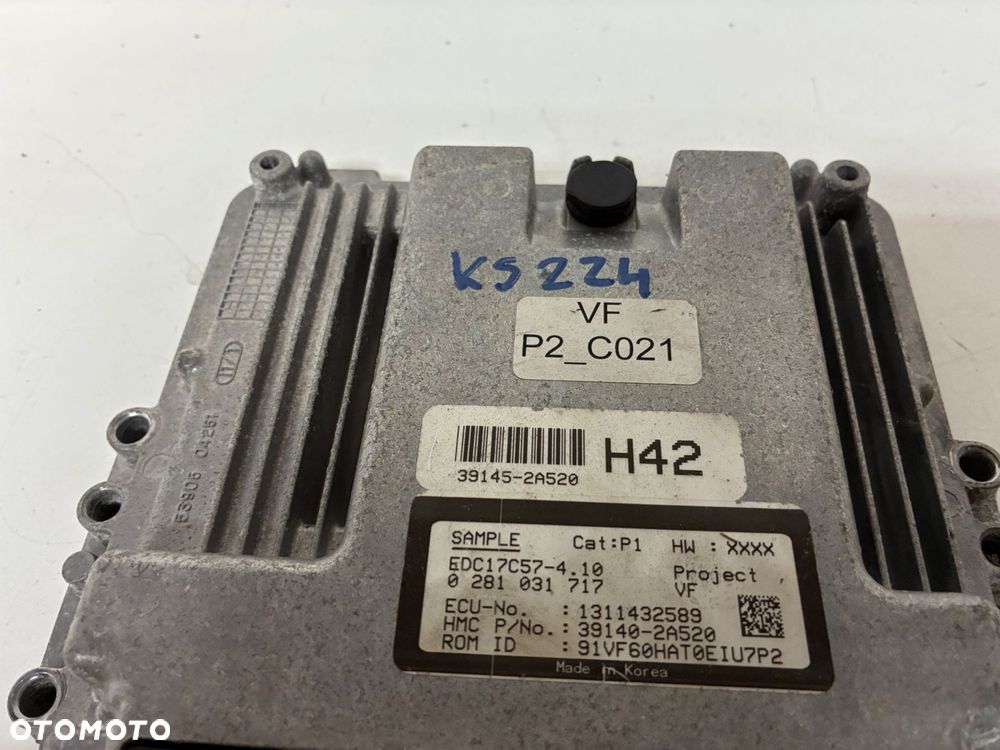KIA HYUNDAI KOMPUTER  STEROWNIK  SILNIKA 1311432589 EDC17C57-4.10 0281031717 - 2
