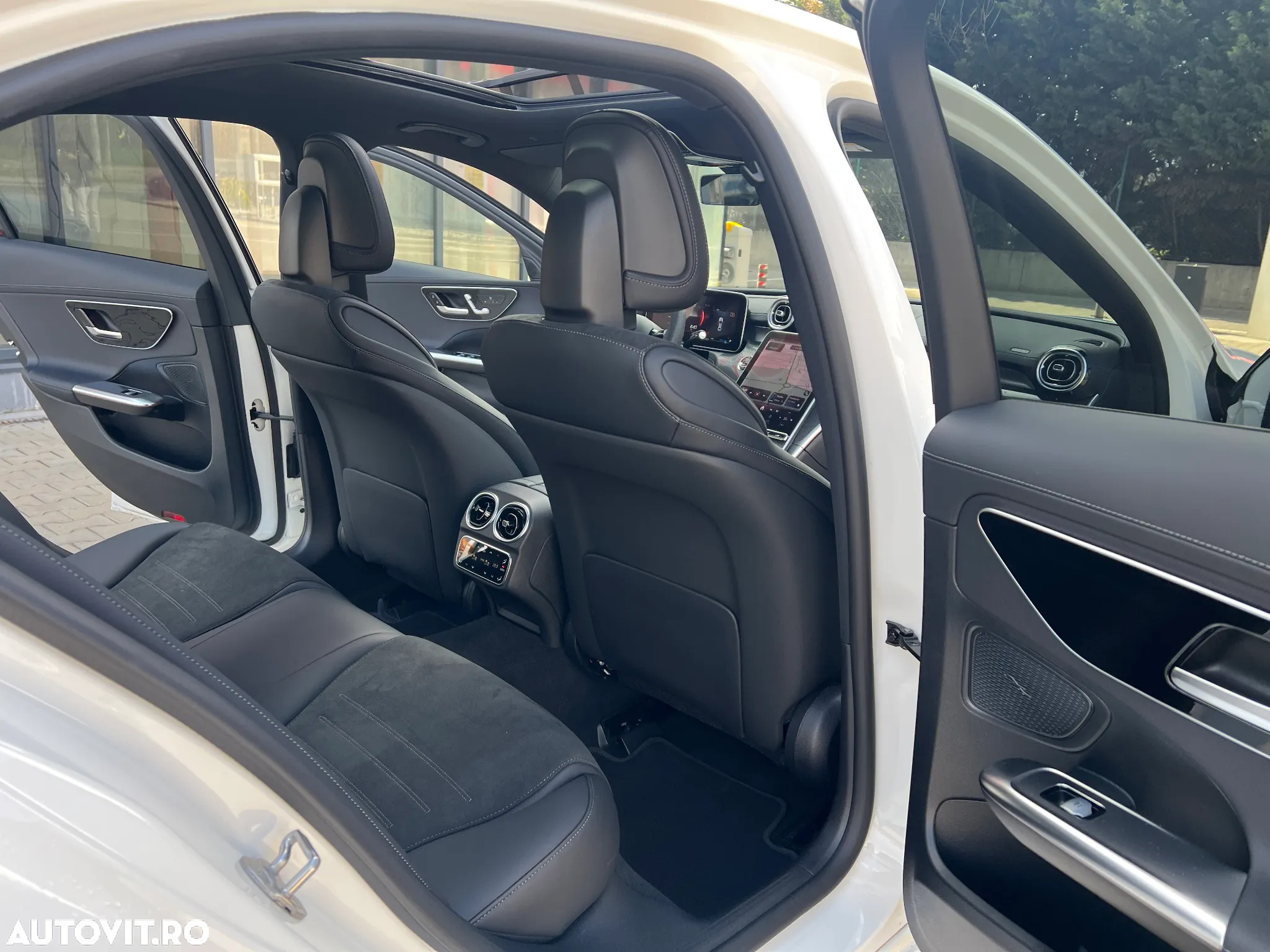 Mercedes-Benz C 300 MHEV 4MATIC - 17