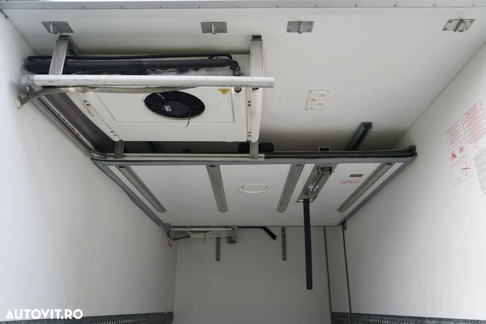Iveco DAILY 35-150 / FRIGORIFER / UNITATE PULSOR 400 MT / MULTIMEMBRU / PERETE DESPARTĂ / Importat - 20