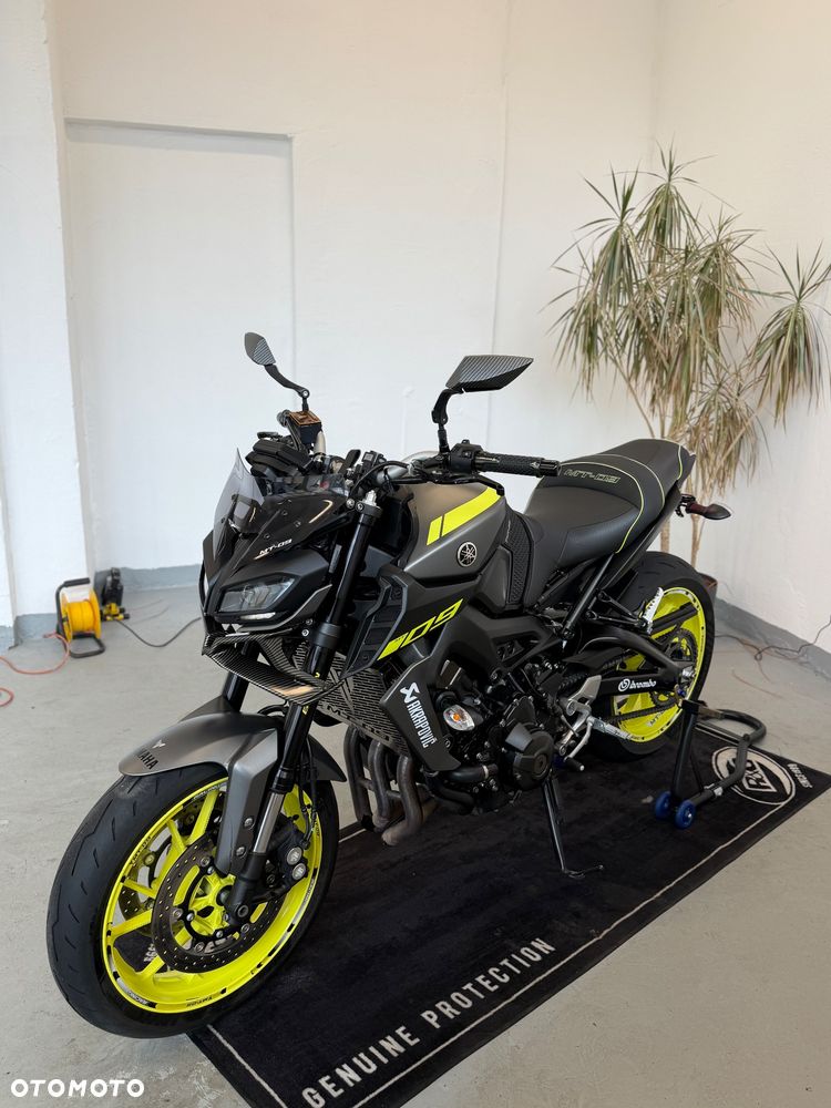 Yamaha MT - 4
