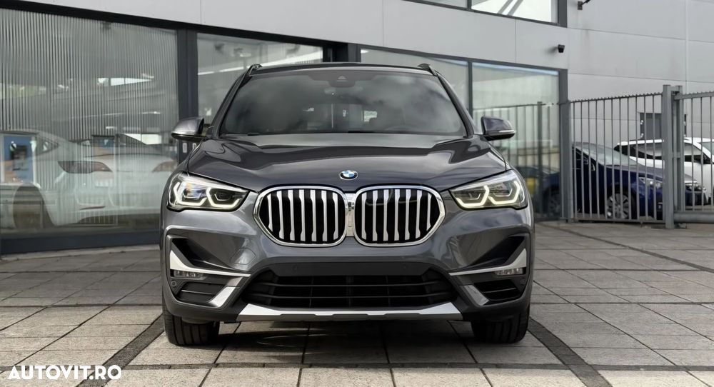 BMW X1 sDrive20i AT xLine - 1