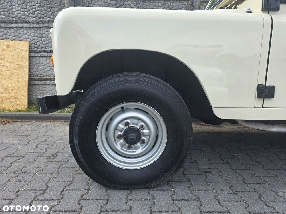 Land Rover Defender - 15
