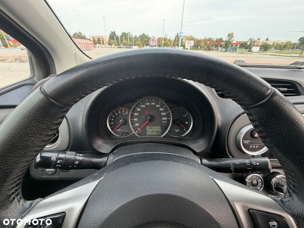 Toyota Yaris 1.33 Dynamic - 15