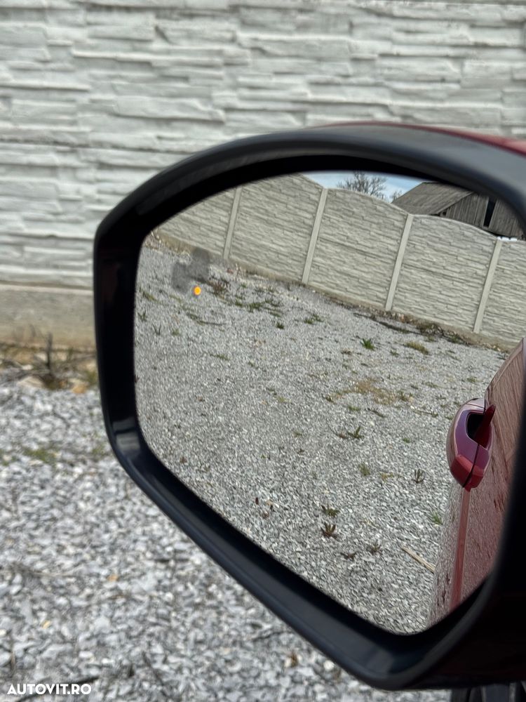 Land Rover Discovery Sport - 26