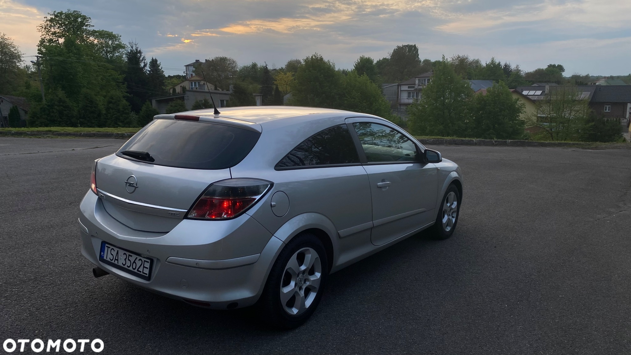 Opel Astra III GTC 1.6 Sport - 20