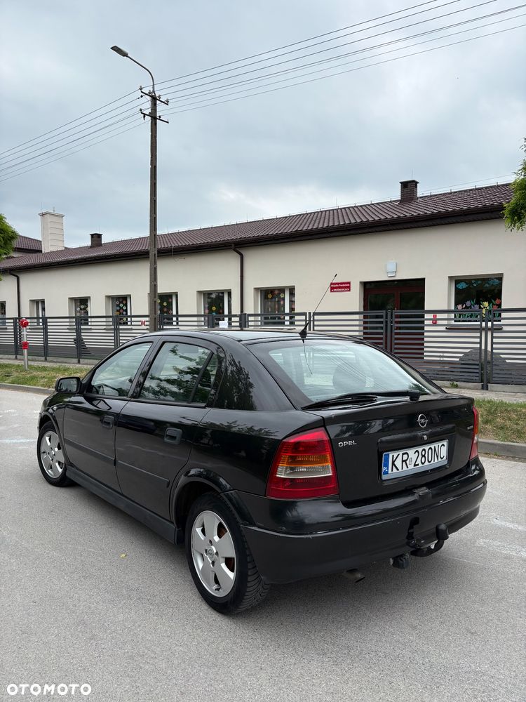 Opel Astra 1.7 DTI Comfort - 2