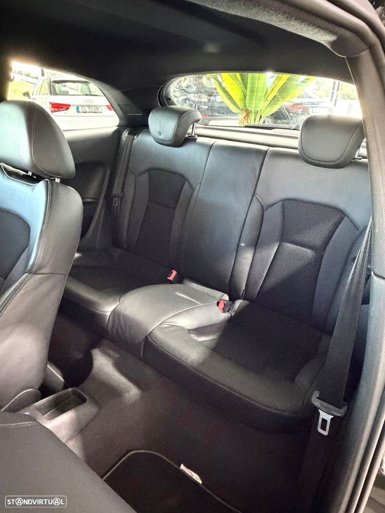 Audi A1 1.2 TFSi S-line - 22