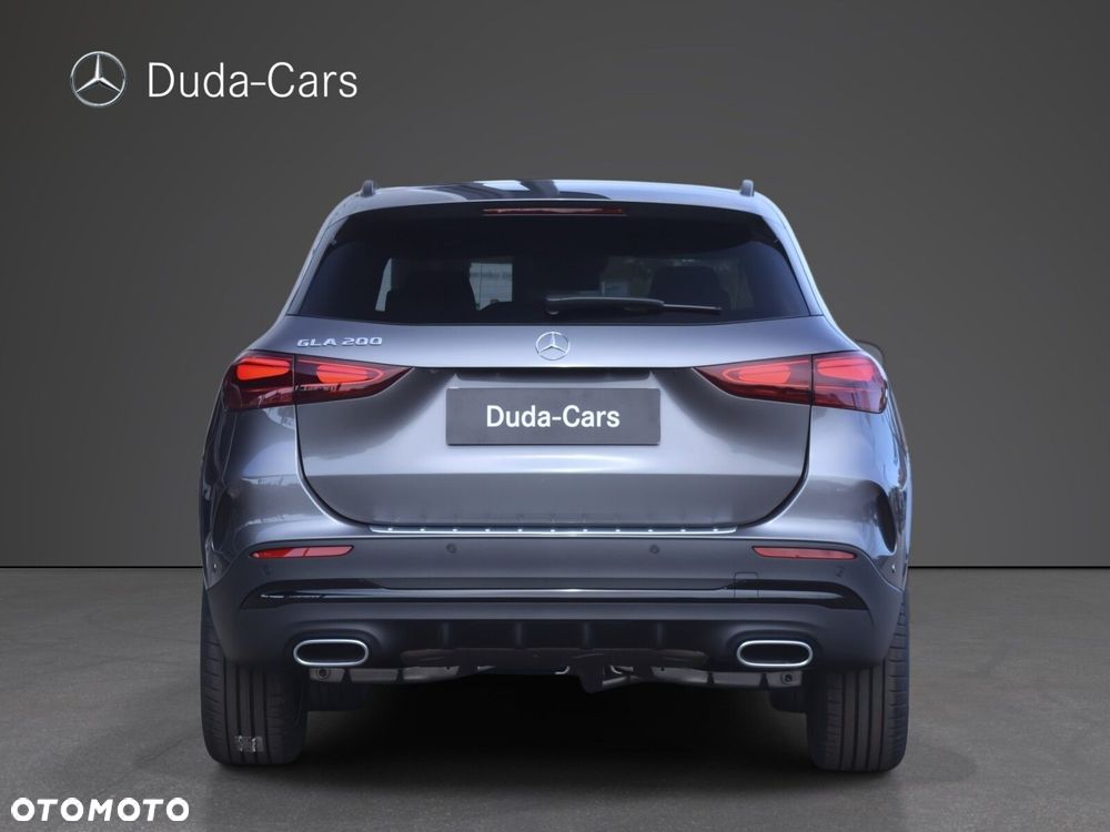 Mercedes-Benz GLA 200 AMG Line - 6