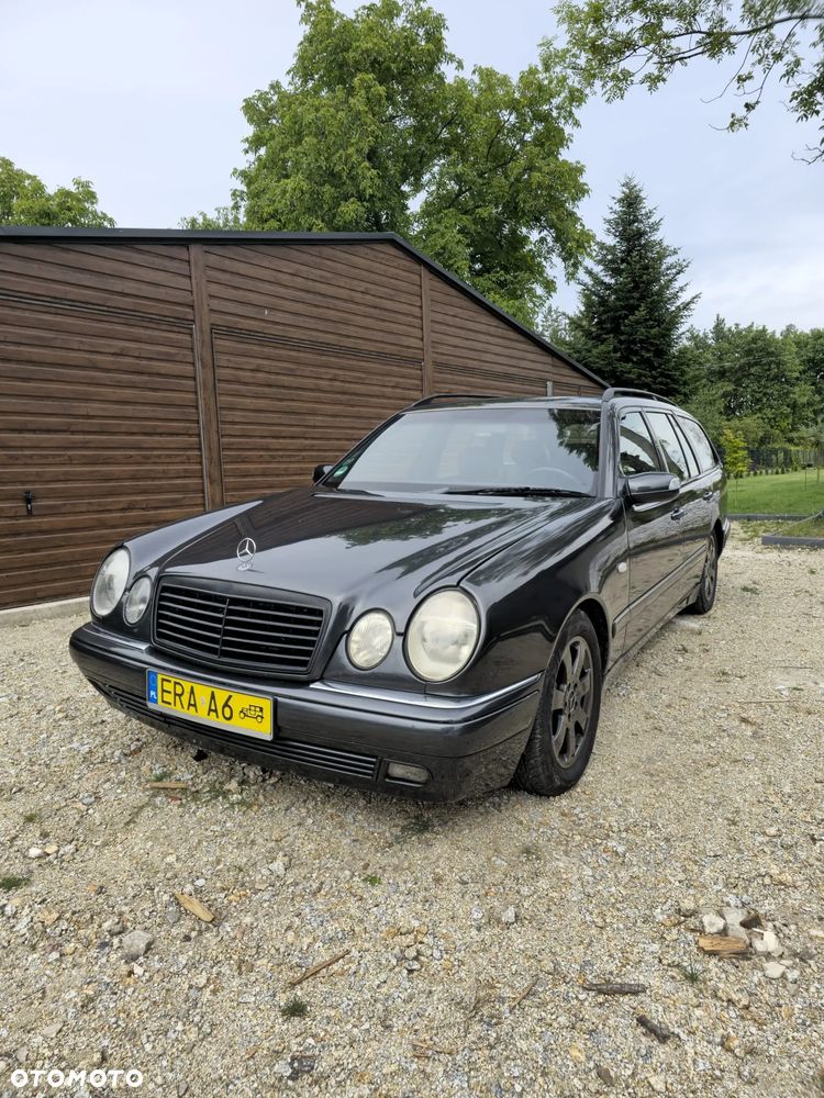 Mercedes-Benz Klasa E 420 T Avantgarde - 3