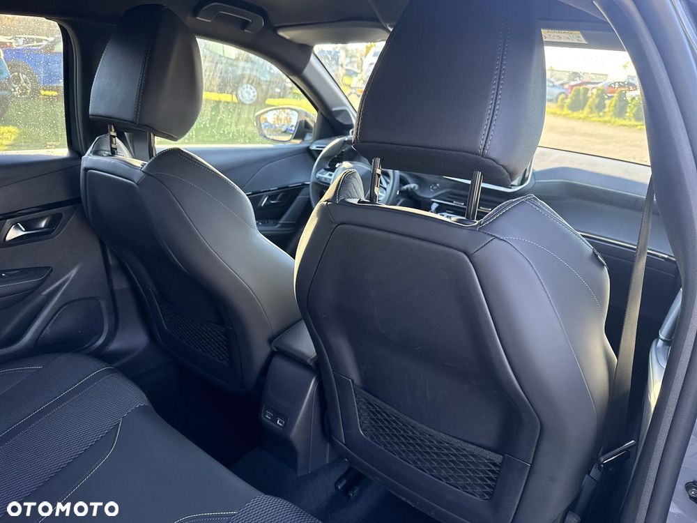 Peugeot 208 1.2 mHEV GT - 14