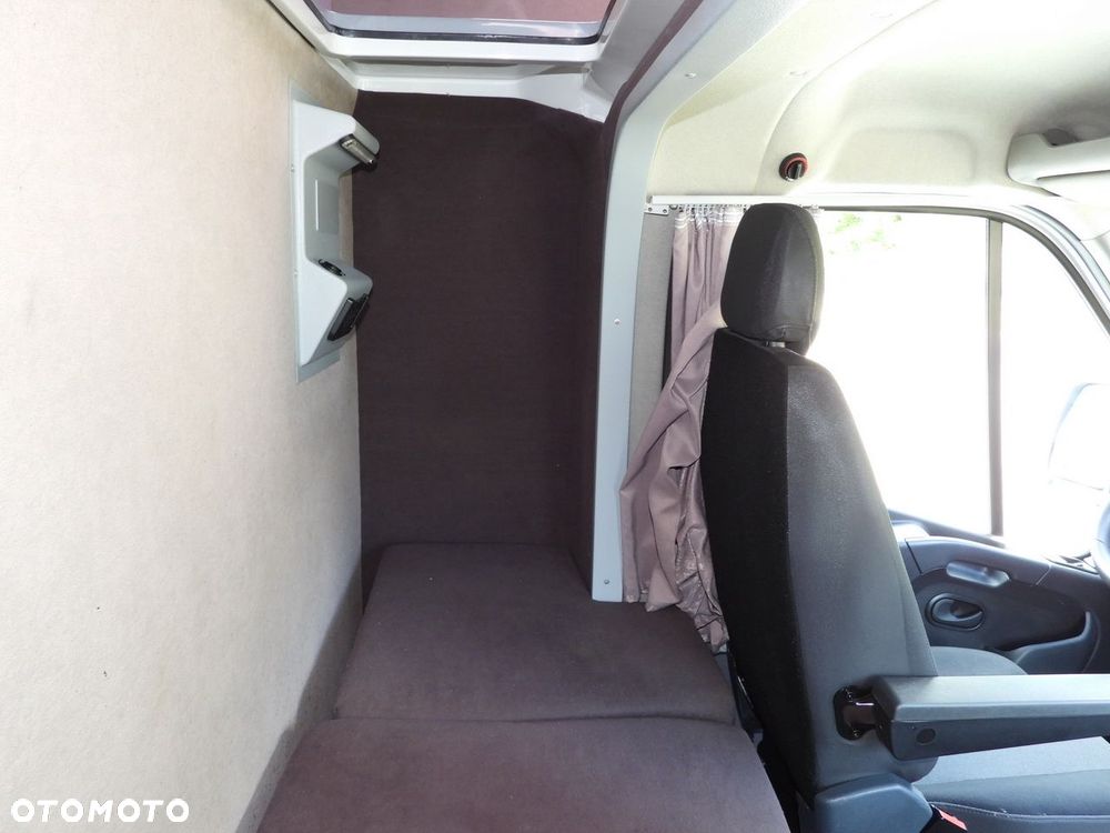 Renault MASTER PLANDEKA 8 PALET WEBASTO TEMPOMAT LEDY PNEUMATYKA KLIMATYZACJA  165KM - 39