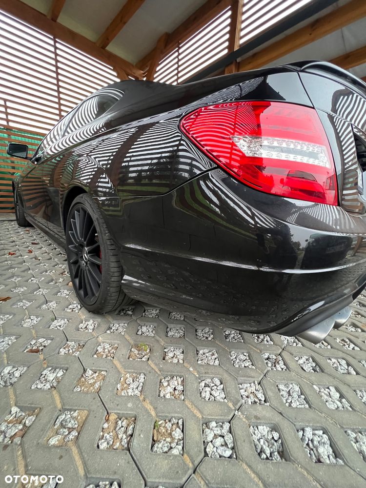 Mercedes-Benz Klasa C 63 AMG - 9