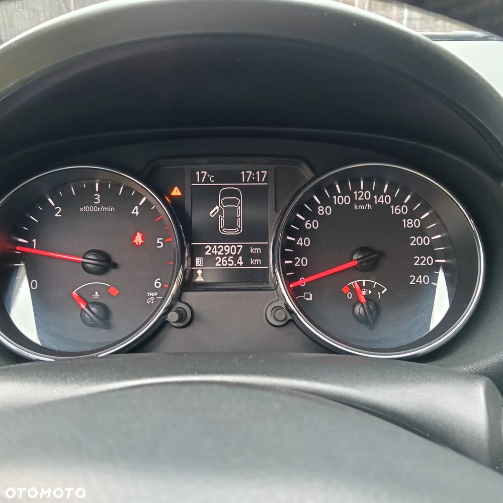 Nissan Qashqai 1.6 dCi DPF Start/Stop acenta - 14
